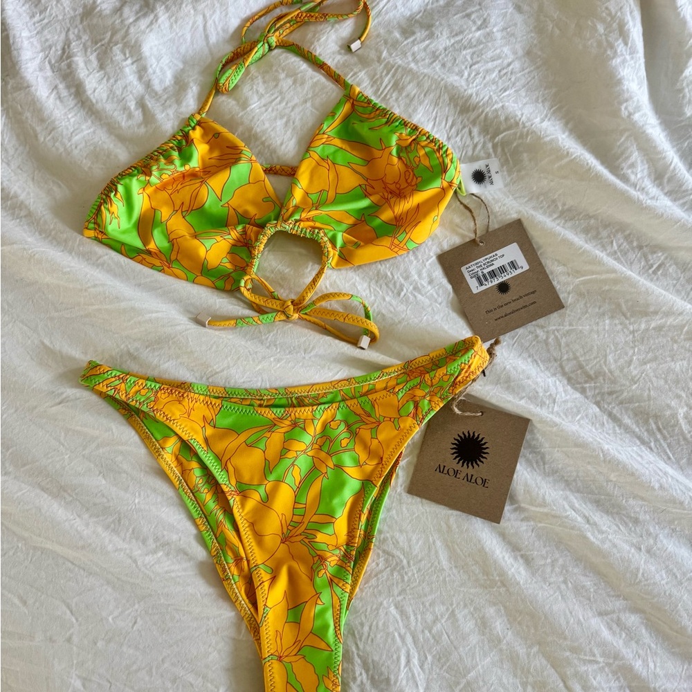 Aloe Aloe Yellow and Green Floral Bikini Set NWT